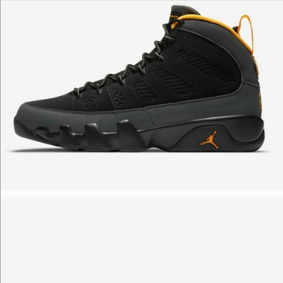 Jordan Retro University Gold size 12 brand new